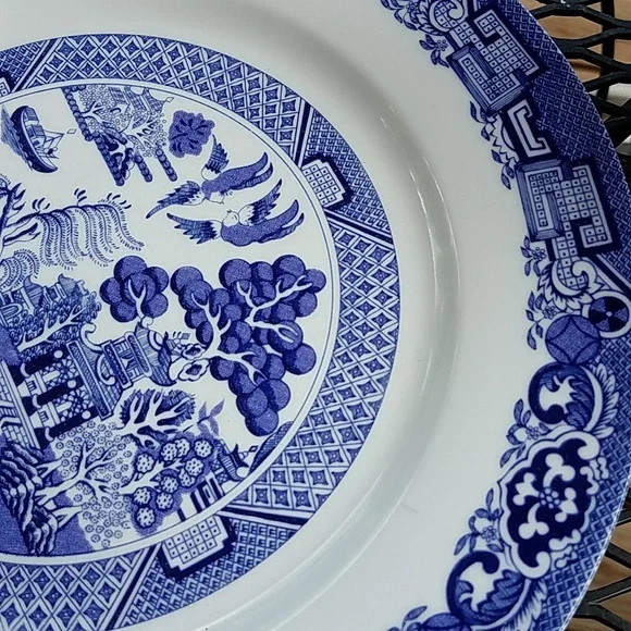ROYAL CUTHBERTSON - Blue and White Porcelain Dinner Plate - WILLOW - 10 3/4" - Picture 2 of 8